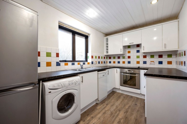 Images for Yew Tree Close, Cowfold, RH13