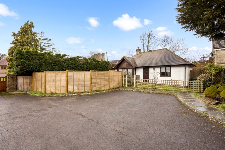 Images for Yew Tree Close, Cowfold, RH13