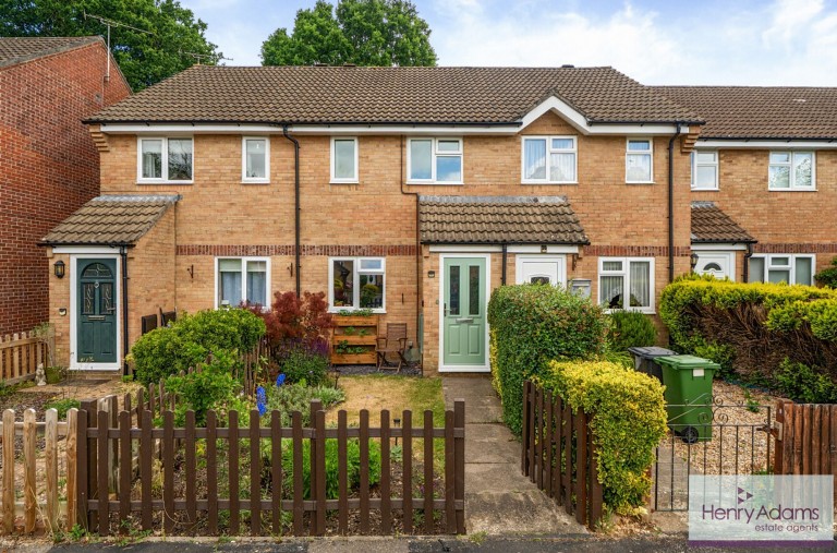 Images for Thorn Close, Petersfield, GU31