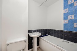 Images for Ropeland Way, Horsham, RH12
