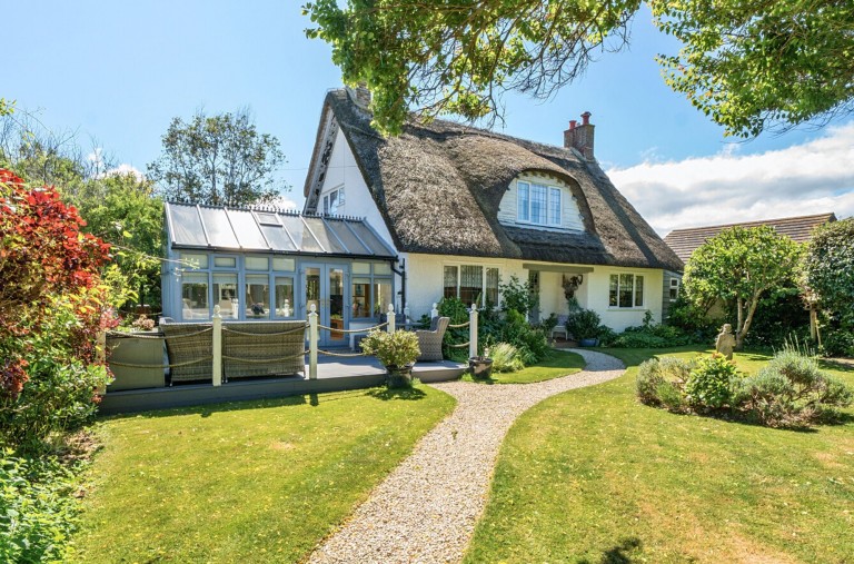 Images for 3 Beach Gardens, Selsey, PO20