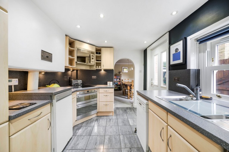 Images for Station Road, Warnham, RH12