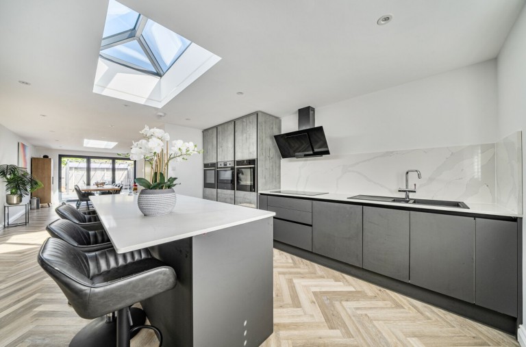 Images for Yeomans Acre, Aldwick, PO21
