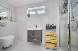 Images for Yeomans Acre, Aldwick, PO21