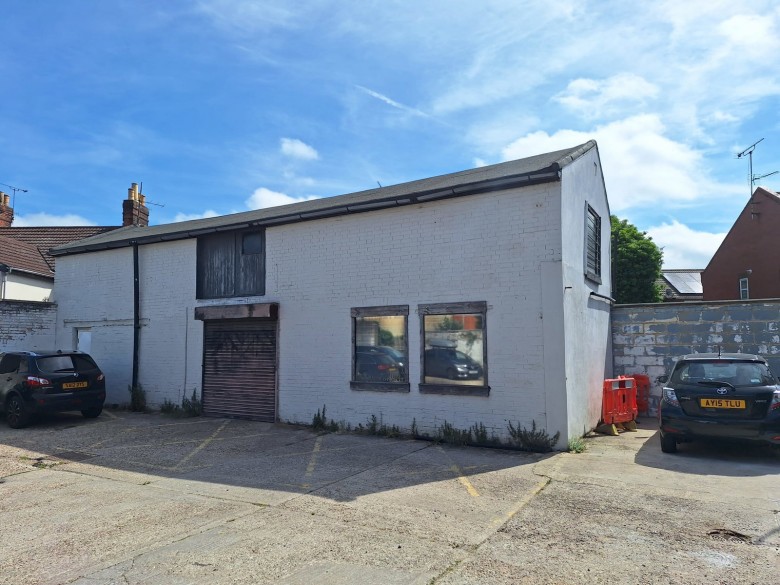 Click the photo for more details of Handford Rd, Ipswich
