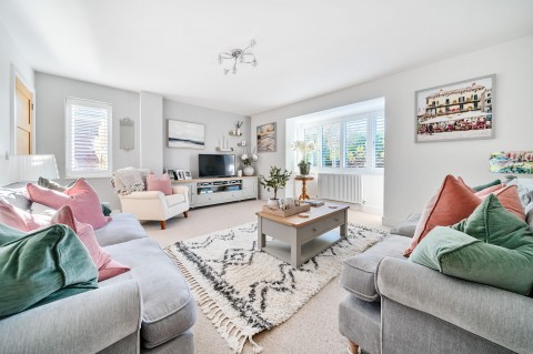 Click the photo for more details of Swan Close, Ashington, RH20