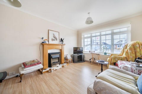 Click the photo for more details of Gill Way, Selsey, PO20