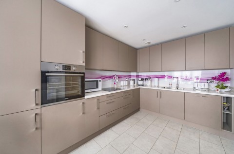 Click the photo for more details of Sonning Crescent, Bersted Park, PO21