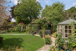Images for Hormare Crescent, Storrington, RH20