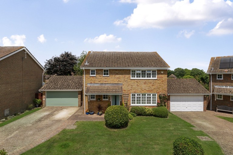 Images for Hormare Crescent, Storrington, RH20