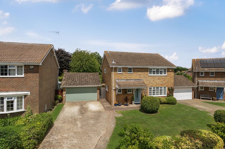 Images for Hormare Crescent, Storrington, RH20