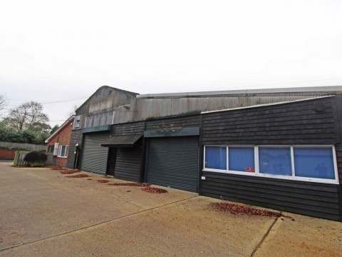 Click the photo for more details of Pettistree, Woodbridge, Suffolk