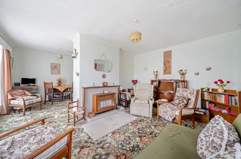 Images for Southdean Drive, Middleton-On-Sea, PO22