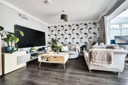 Images for Tufts Field, Midhurst, GU29
