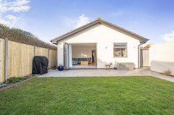 Images for Seafields, Bracklesham Bay, PO20