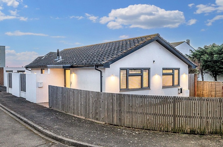 Images for Seafields, Bracklesham Bay, PO20