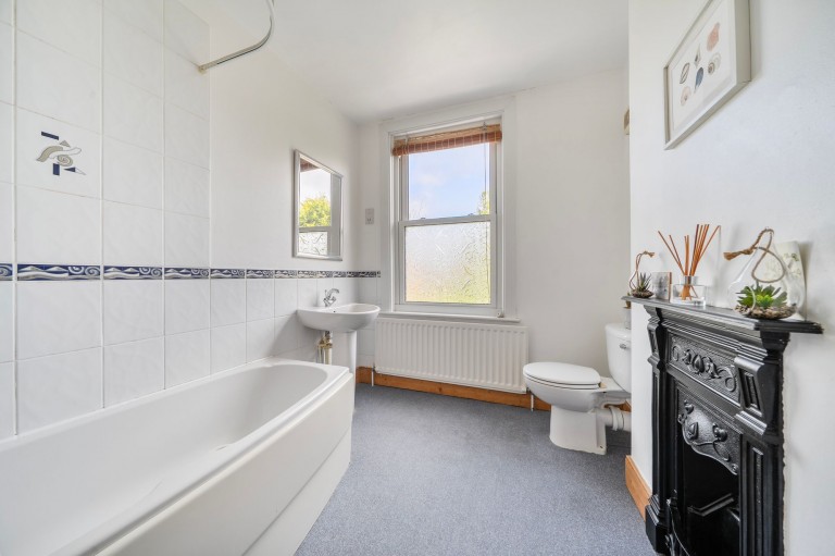 Images for First Avenue, Emsworth, PO10