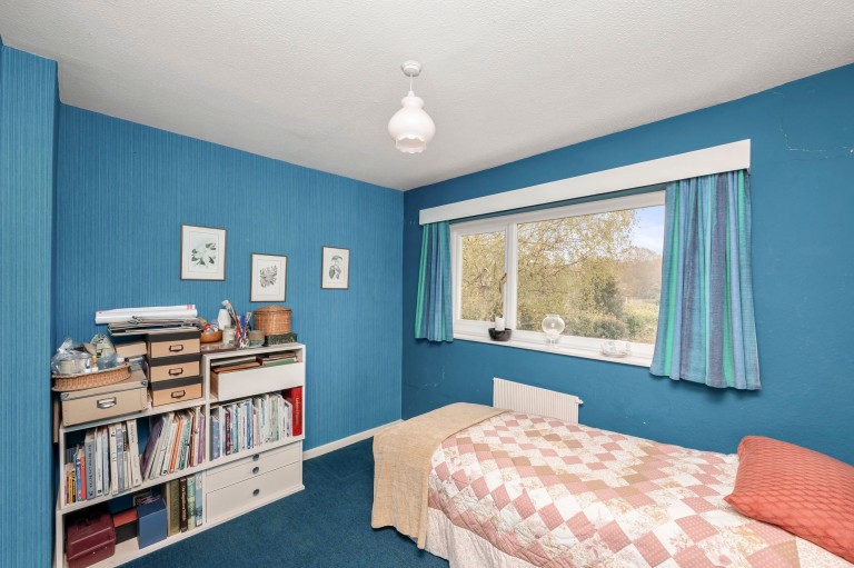 Images for Smithbarn, Horsham, RH13