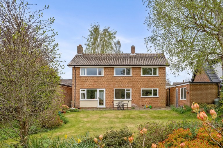 Images for Smithbarn, Horsham, RH13