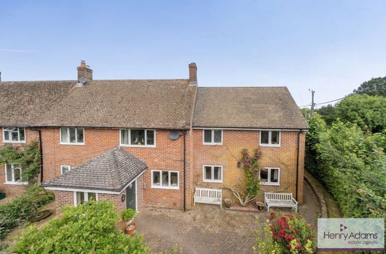 Images for High Cross, Froxfield, GU32