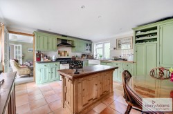 Images for High Cross, Froxfield, GU32