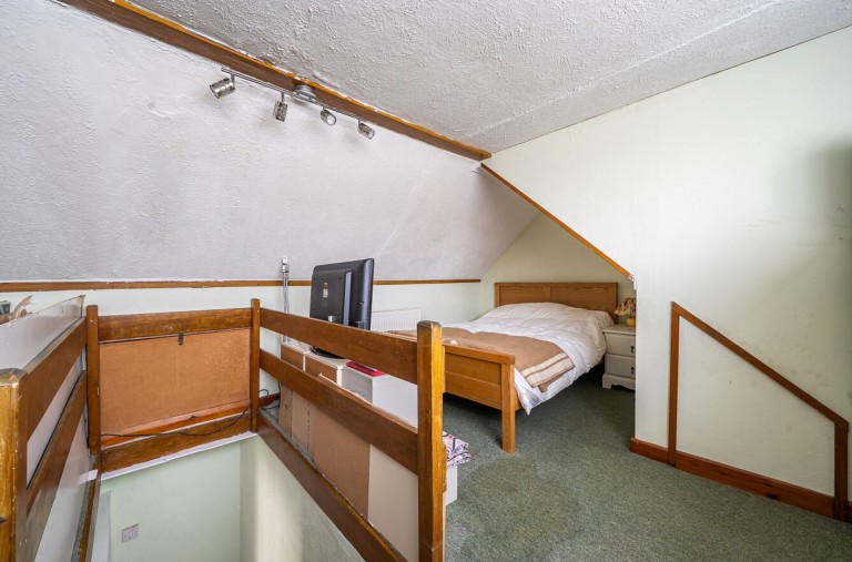 Images for Highfield Road, Petersfield, GU32