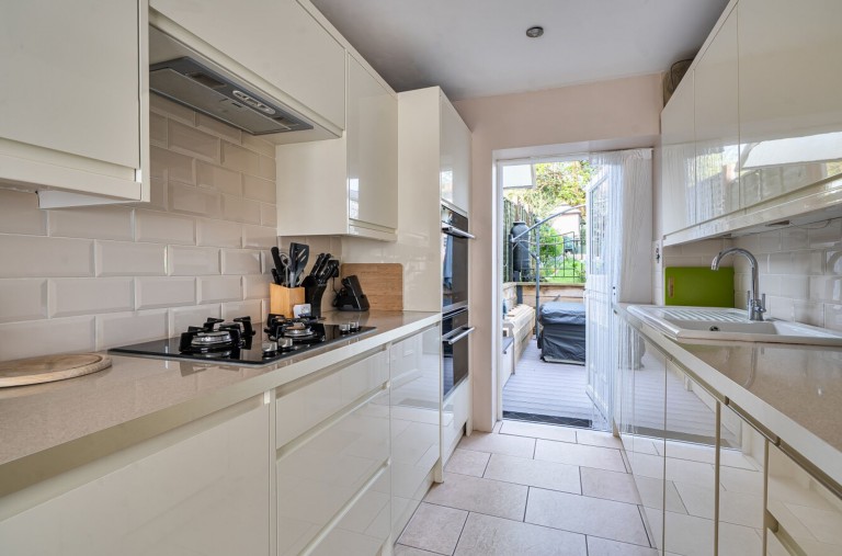 Images for Highfield Road, Petersfield, GU32