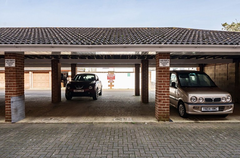 Images for Rock Gardens, Bognor Regis, PO21