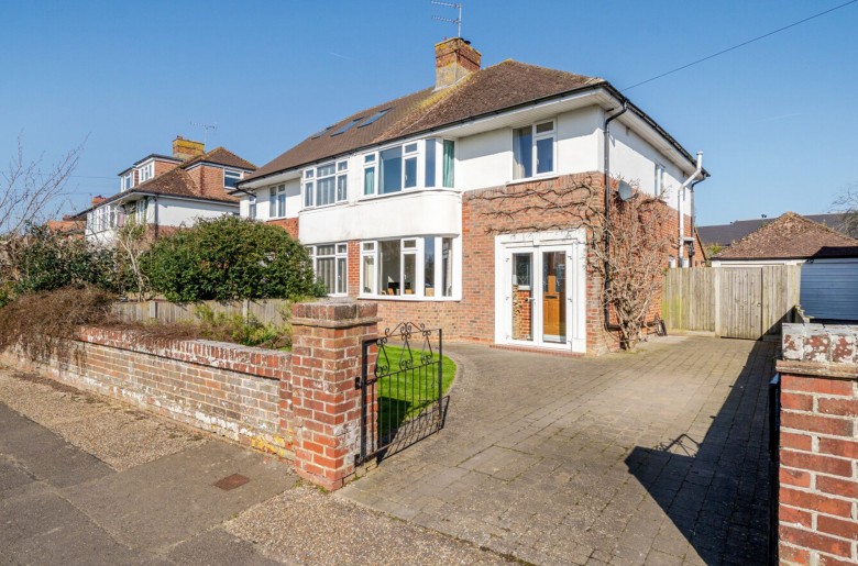 Click the photo for more details of Grosvenor Road, Chichester, PO19