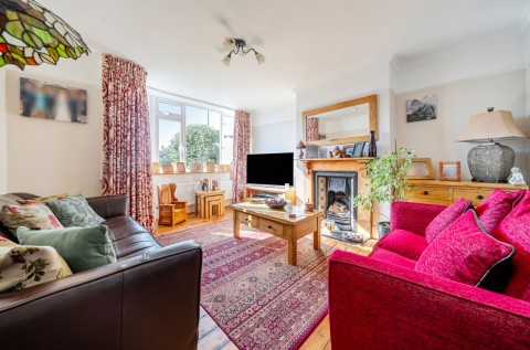 Click the photo for more details of Grosvenor Road, Chichester, PO19