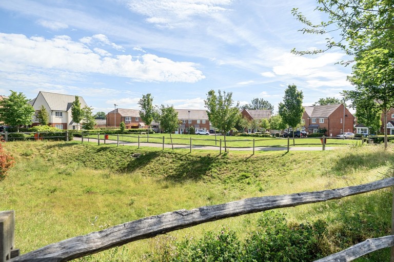 Images for Sanders Gate, Storrington, RH20