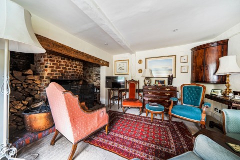 Click the photo for more details of Church Street, Amberley, BN18