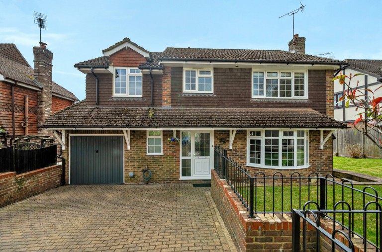 Images for Vicarage Lane, Haslemere, GU27