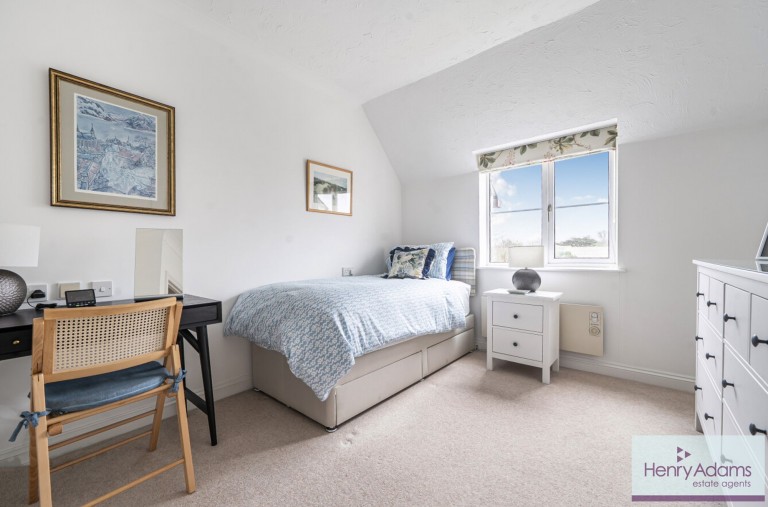 Images for King George Avenue, Petersfield, GU32