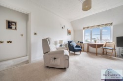 Images for King George Avenue, Petersfield, GU32