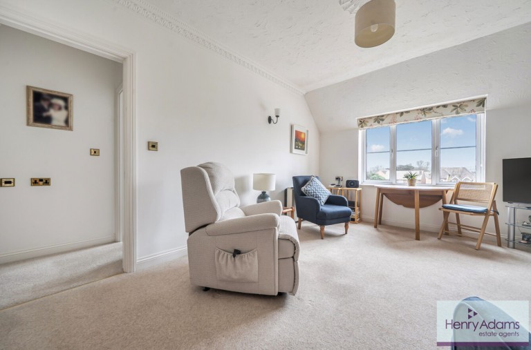 Images for King George Avenue, Petersfield, GU32