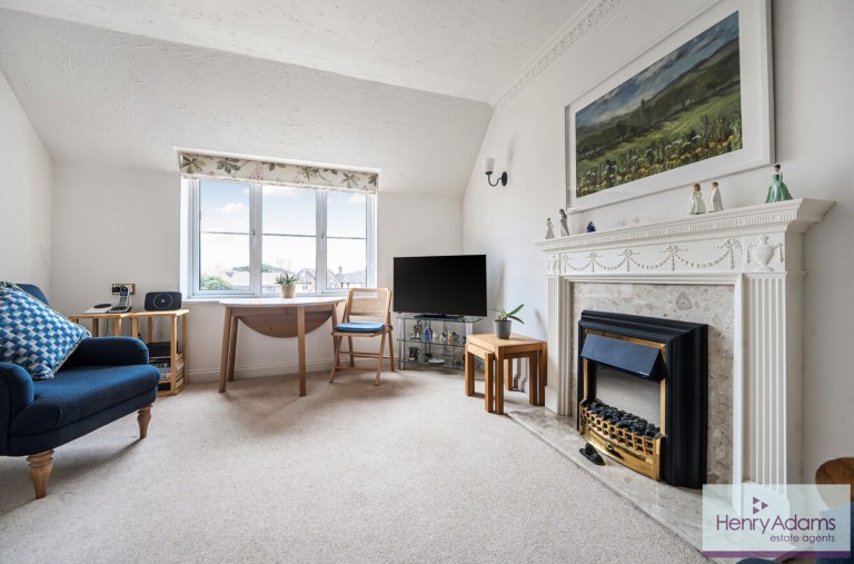 Images for King George Avenue, Petersfield, GU32