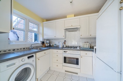 Click the photo for more details of Norman Way, Middleton-On-Sea, PO22