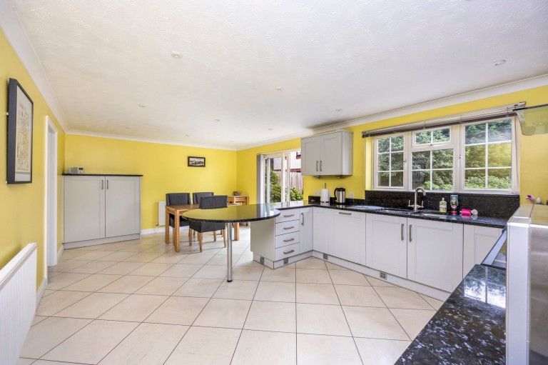 Images for Dutchells Copse, Horsham, RH12
