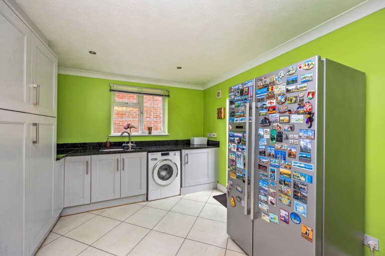 Images for Dutchells Copse, Horsham, RH12