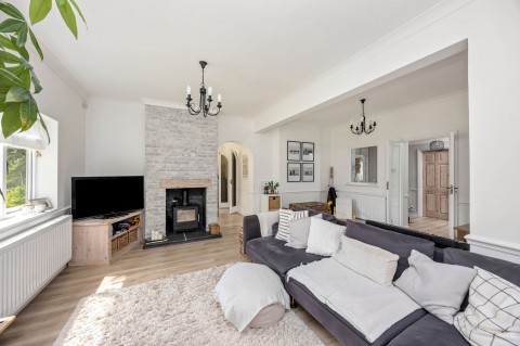Click the photo for more details of Lyons Road, Slinfold, RH13
