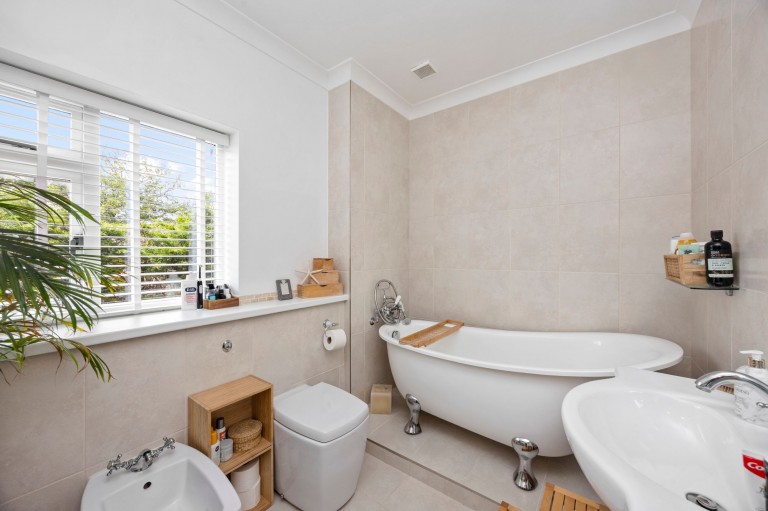 Images for Lyons Road, Slinfold, RH13