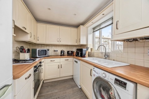 Click the photo for more details of Bakers Close, Southwater, RH13