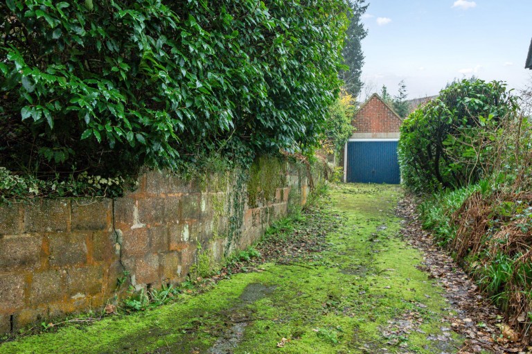 Images for Sandrock, Haslemere, GU27