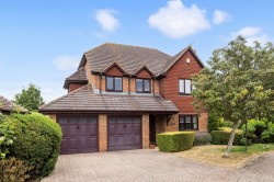 Images for Winterbourne, Horsham, RH12