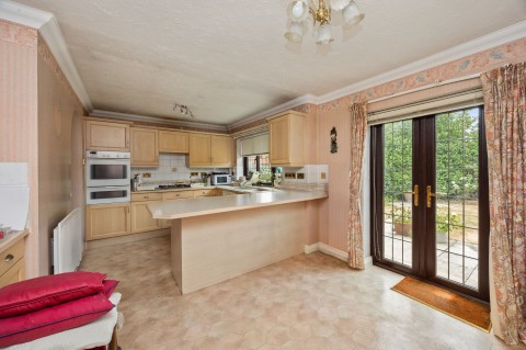 Click the photo for more details of Winterbourne, Horsham, RH12