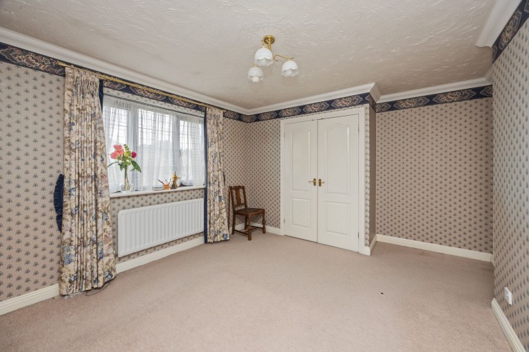 Images for Winterbourne, Horsham, RH12