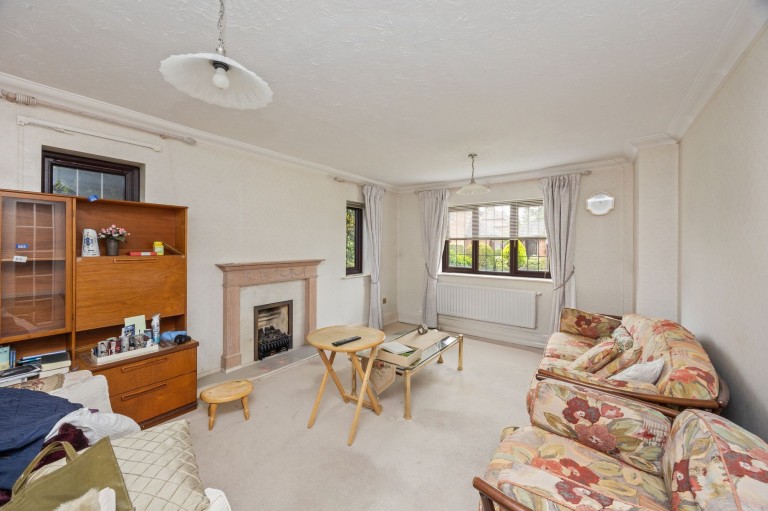 Images for Winterbourne, Horsham, RH12