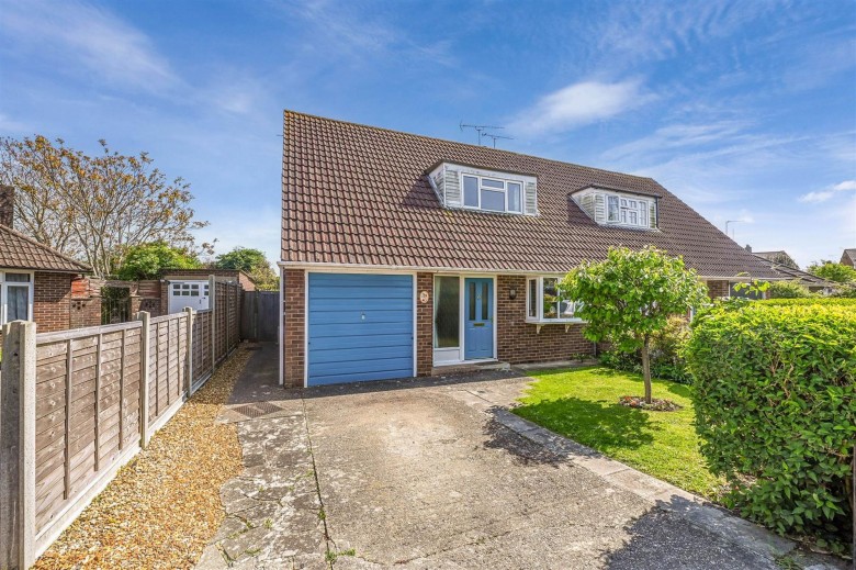 Click the photo for more details of Crosbie Close, Chichester, PO19