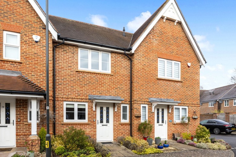 Click the photo for more details of Arundale Walk, Horsham, RH12